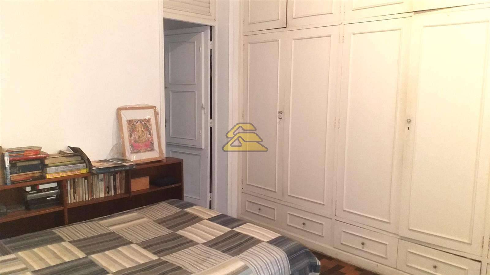 Casa à venda com 4 quartos, 180m² - Foto 25