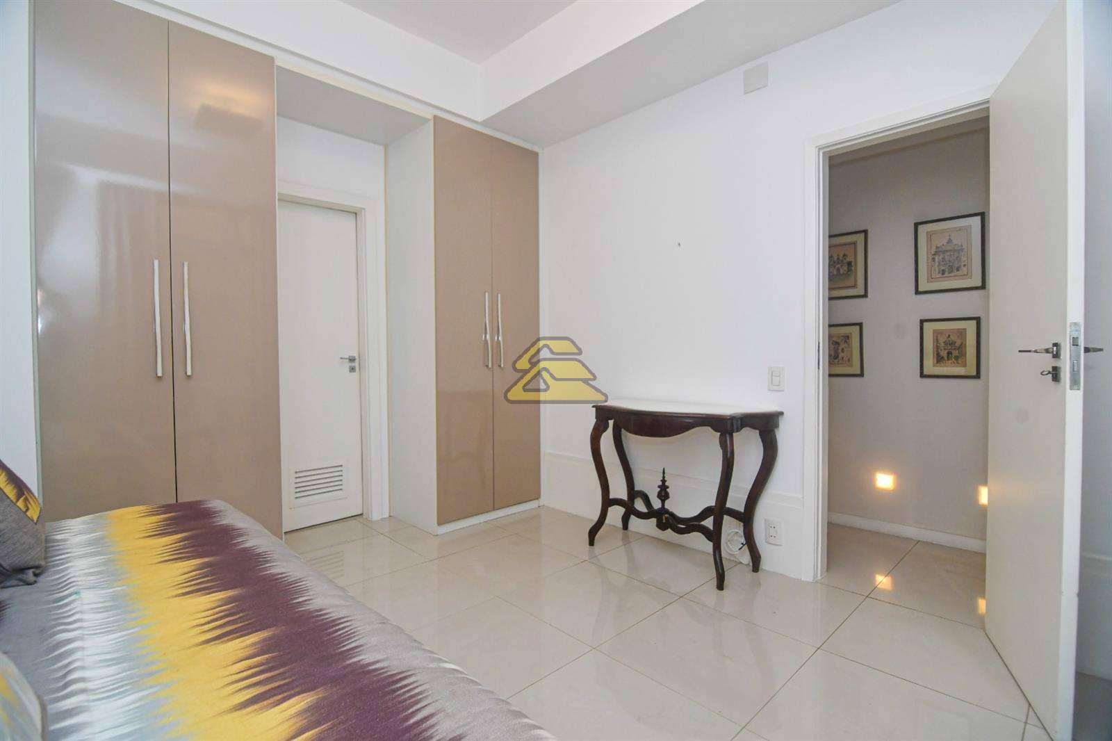 Apartamento à venda com 3 quartos, 146m² - Foto 14