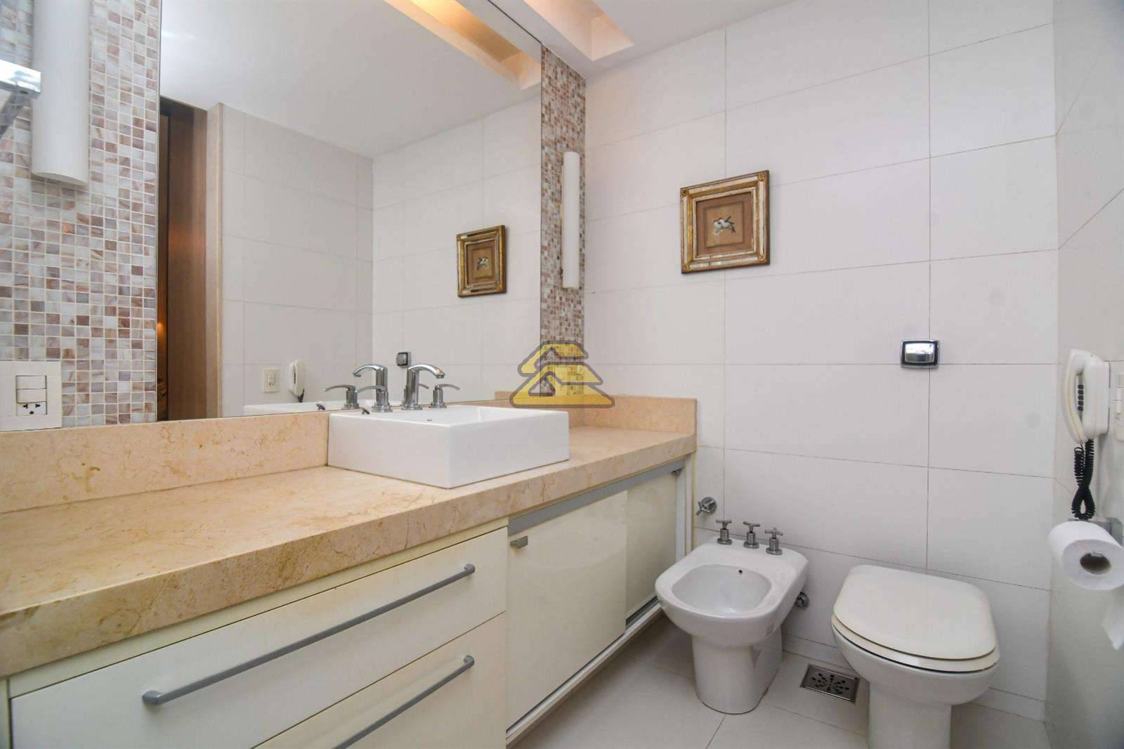 Apartamento à venda com 3 quartos, 146m² - Foto 19