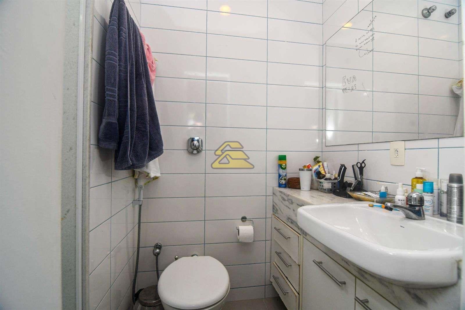 Apartamento à venda com 2 quartos, 75m² - Foto 22