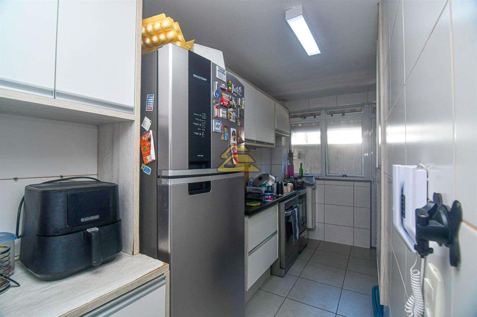 Apartamento à venda com 3 quartos, 108m² - Foto 15