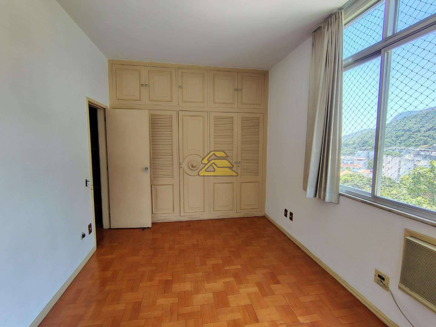 Apartamento à venda com 3 quartos, 148m² - Foto 11