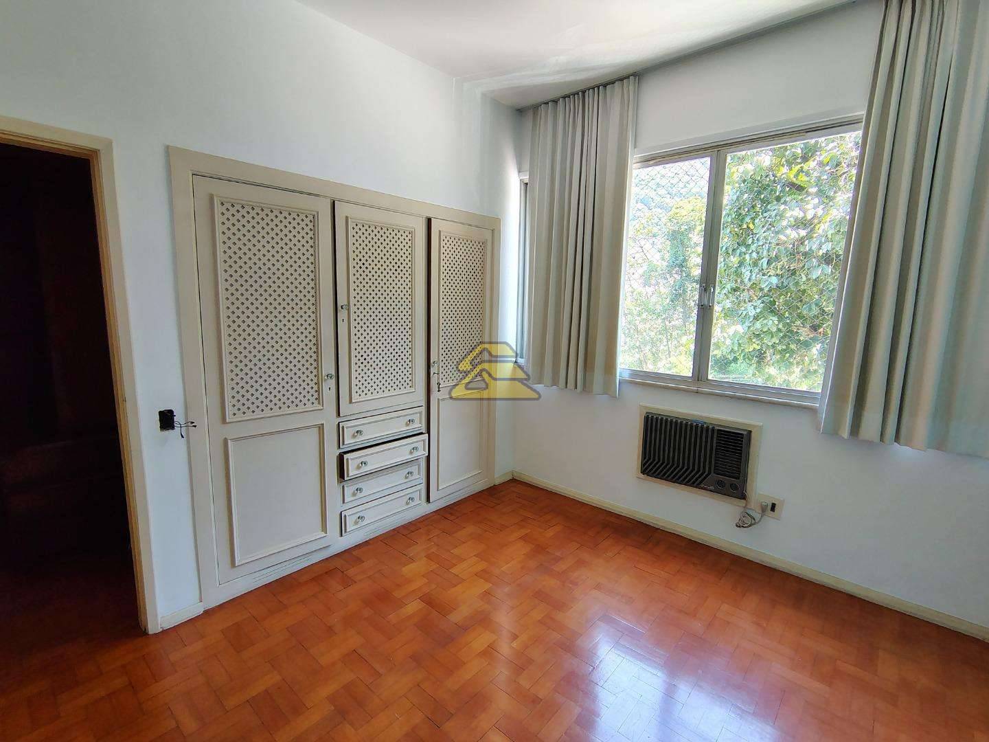 Apartamento à venda com 3 quartos, 148m² - Foto 15