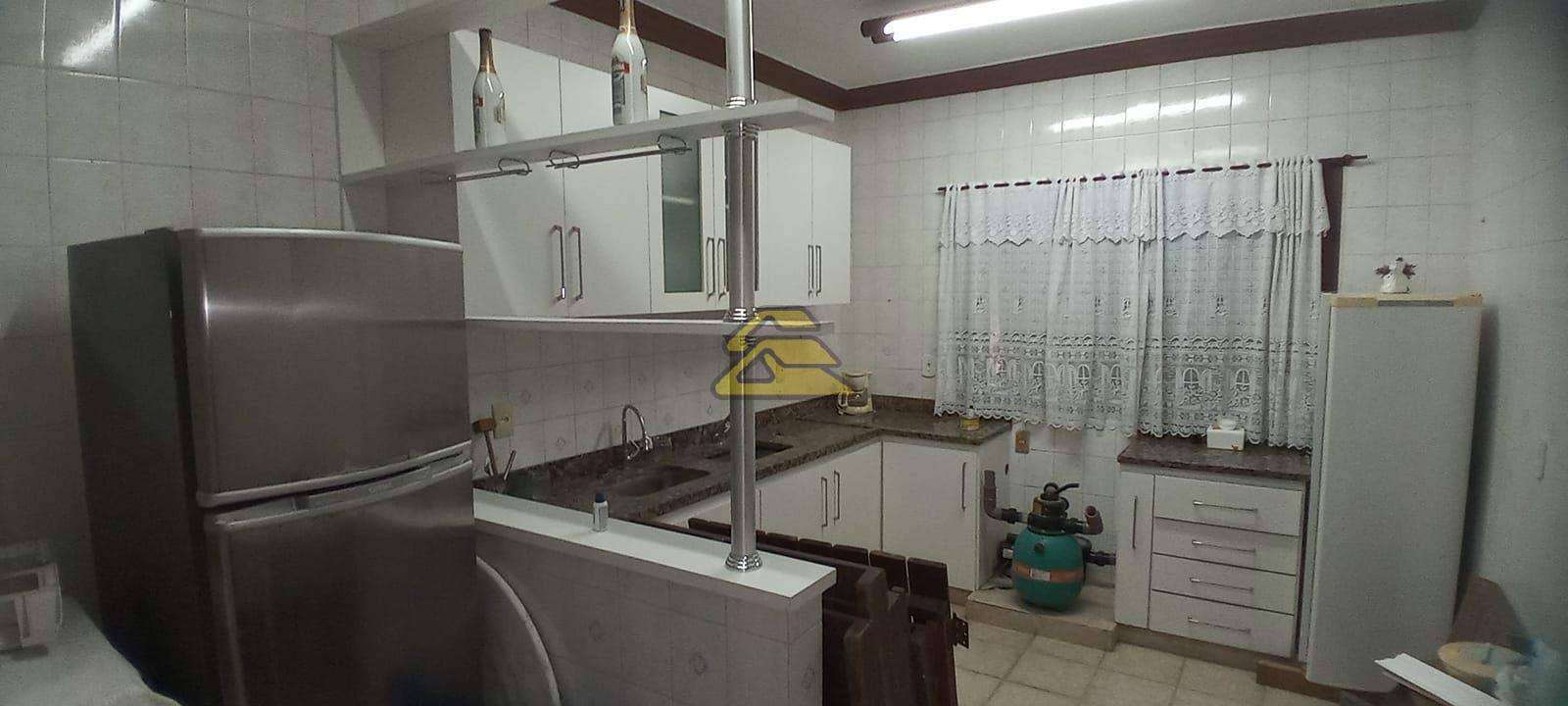 Apartamento à venda com 3 quartos, 261m² - Foto 16