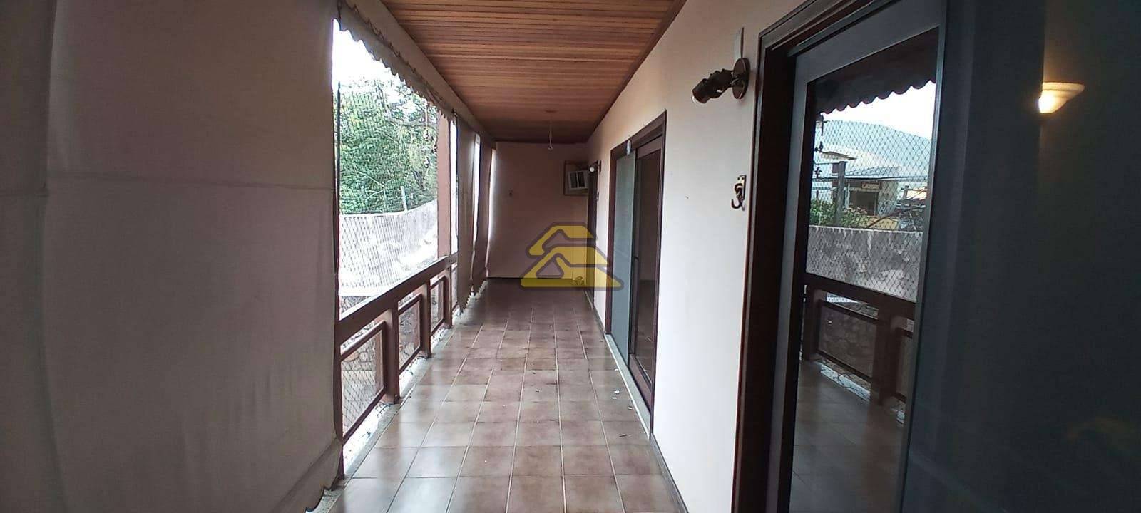 Apartamento à venda com 3 quartos, 261m² - Foto 35