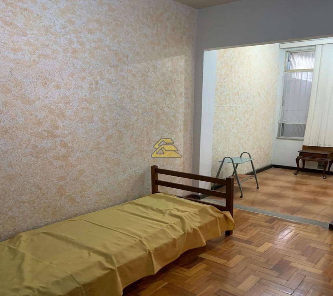 Casa à venda com 3 quartos, 180m² - Foto 15