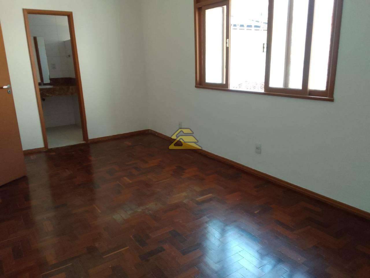 Casa à venda com 4 quartos, 166m² - Foto 8