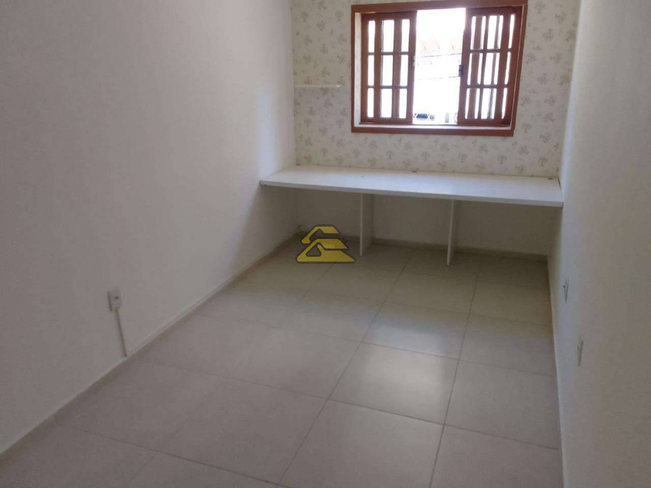 Casa à venda com 4 quartos, 166m² - Foto 11