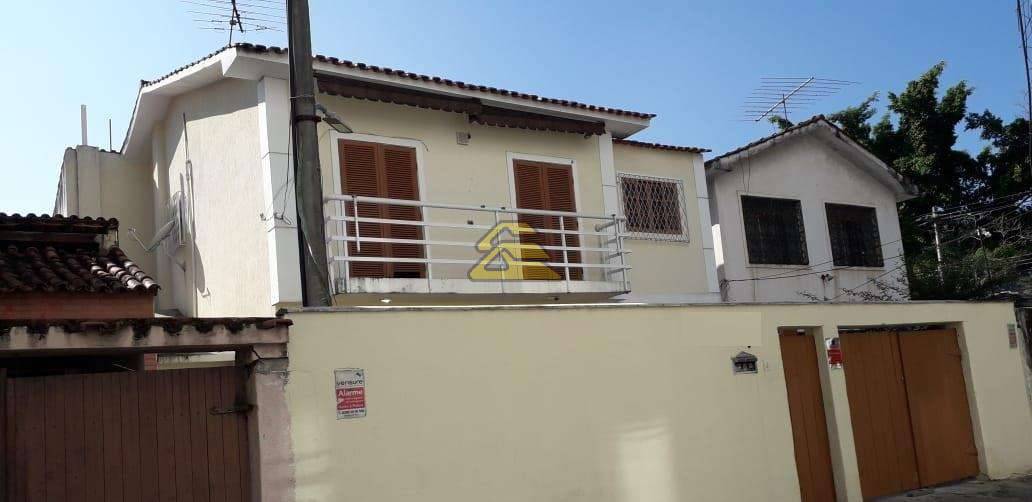 Casa à venda com 4 quartos, 166m² - Foto 19