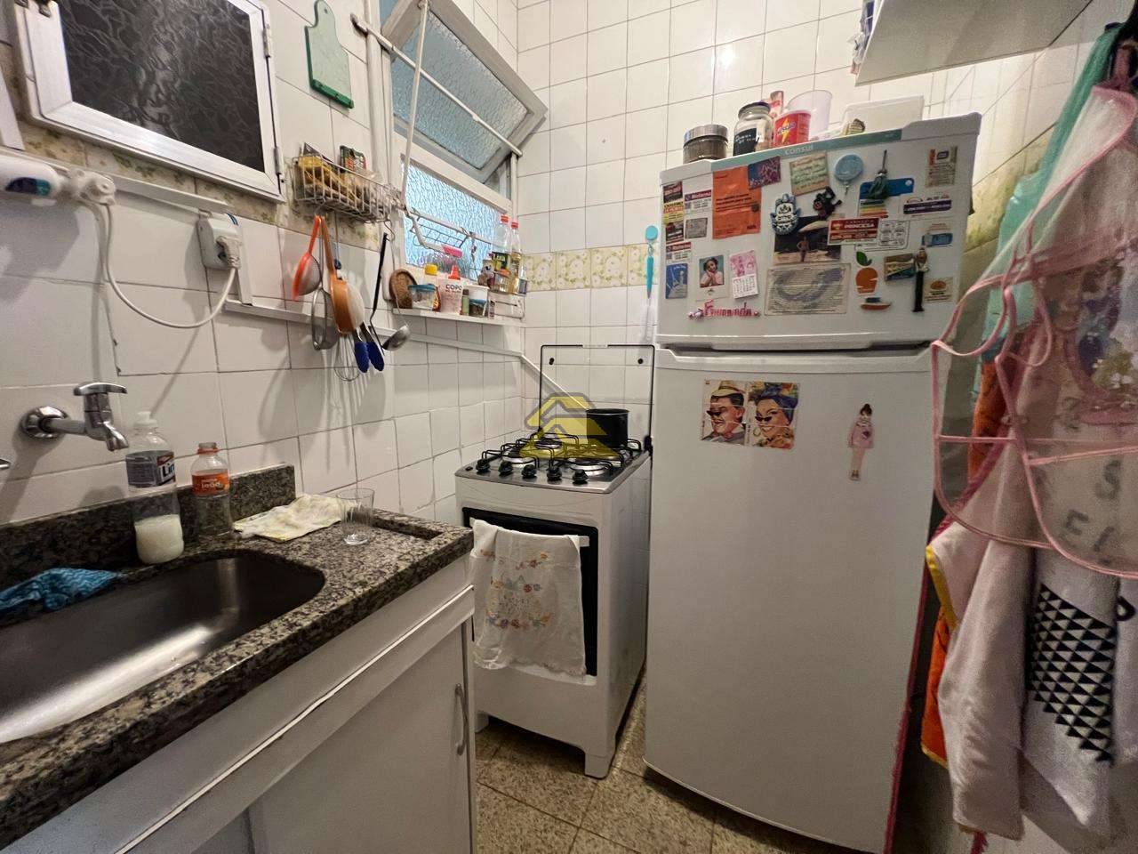 Apartamento à venda com 1 quarto, 42m² - Foto 17