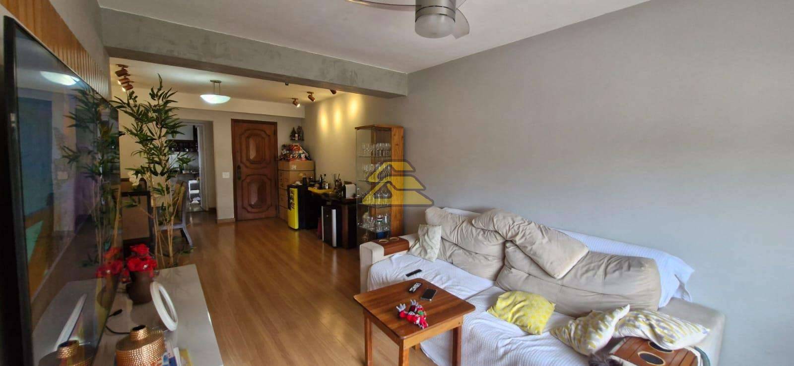 Apartamento à venda com 3 quartos, 118m² - Foto 2