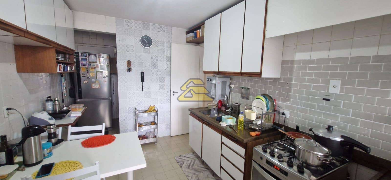 Apartamento à venda com 3 quartos, 118m² - Foto 30