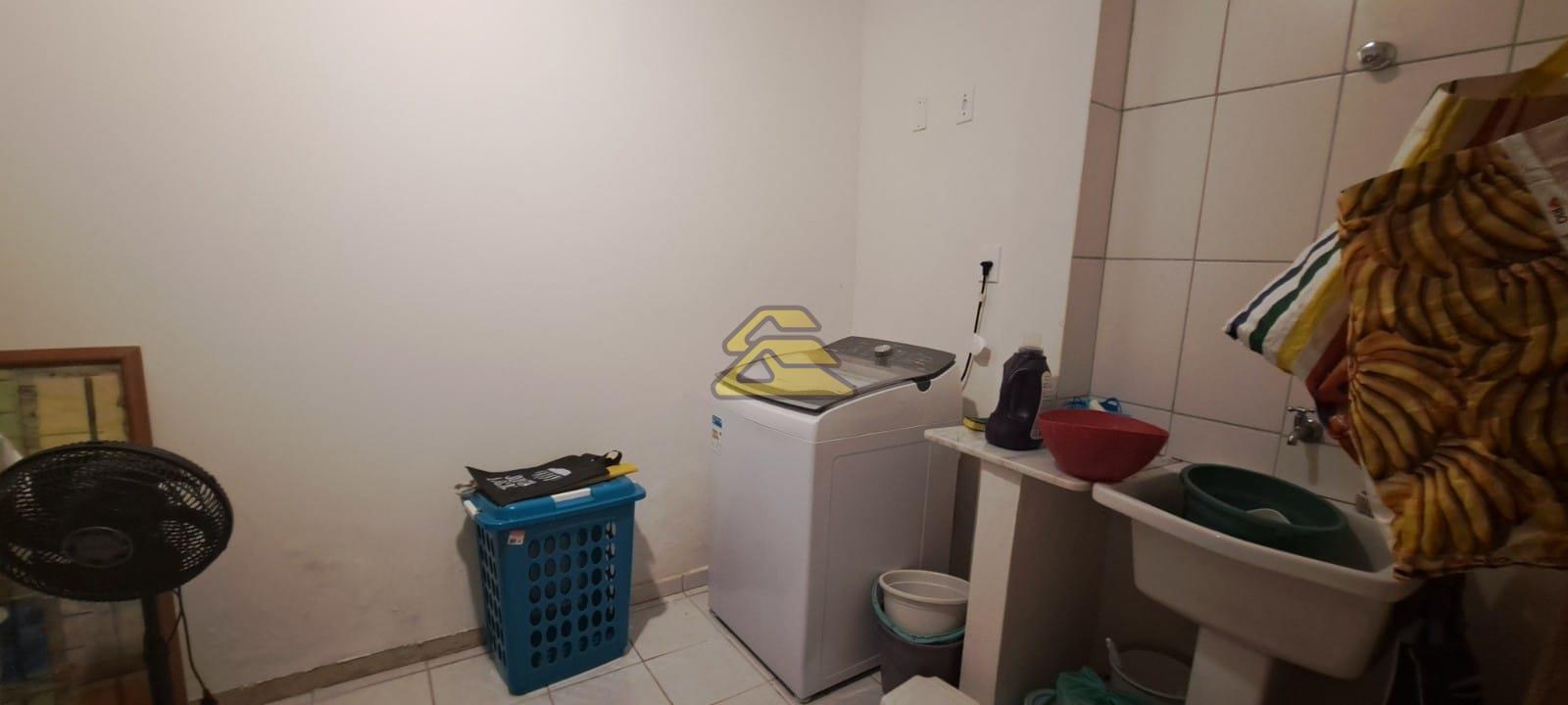 Casa para alugar com 5 quartos, 224m² - Foto 30