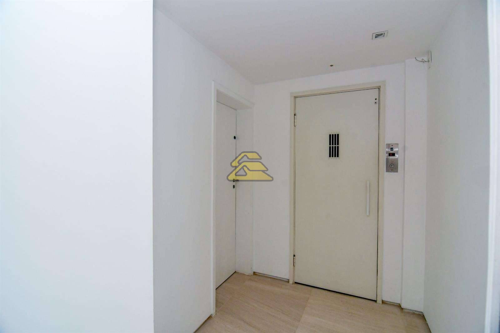 Apartamento à venda com 3 quartos, 263m² - Foto 8