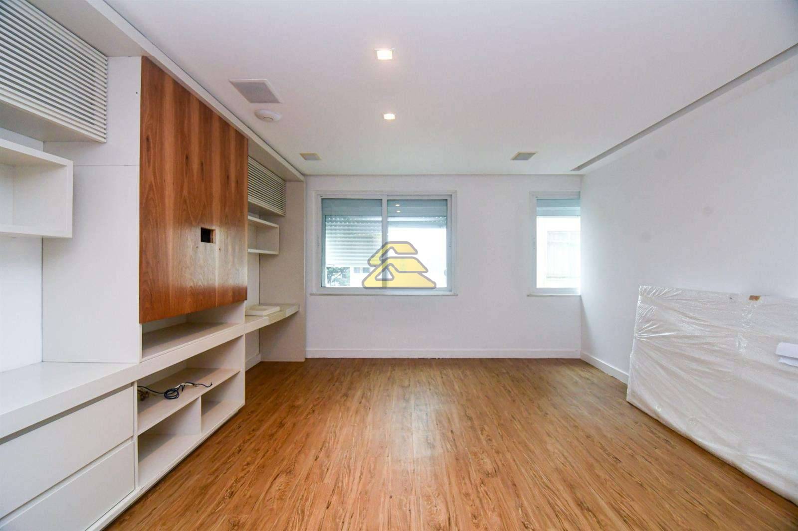 Apartamento à venda com 3 quartos, 263m² - Foto 19