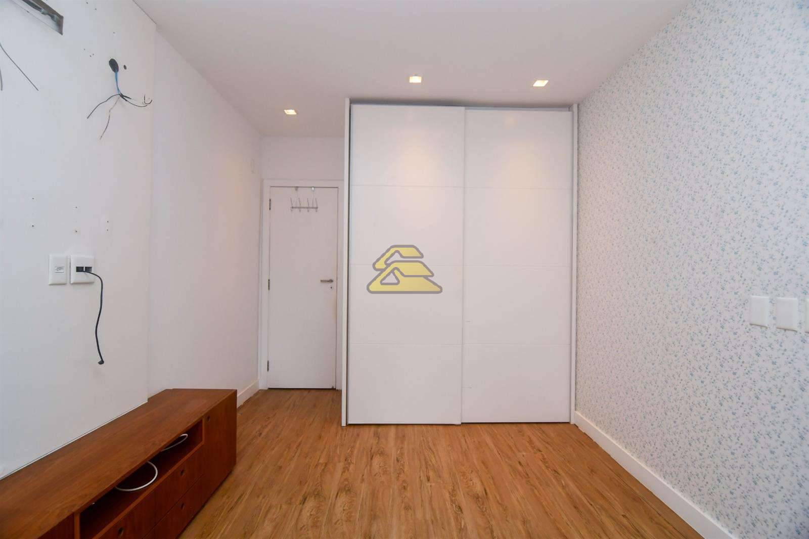 Apartamento à venda com 3 quartos, 263m² - Foto 12