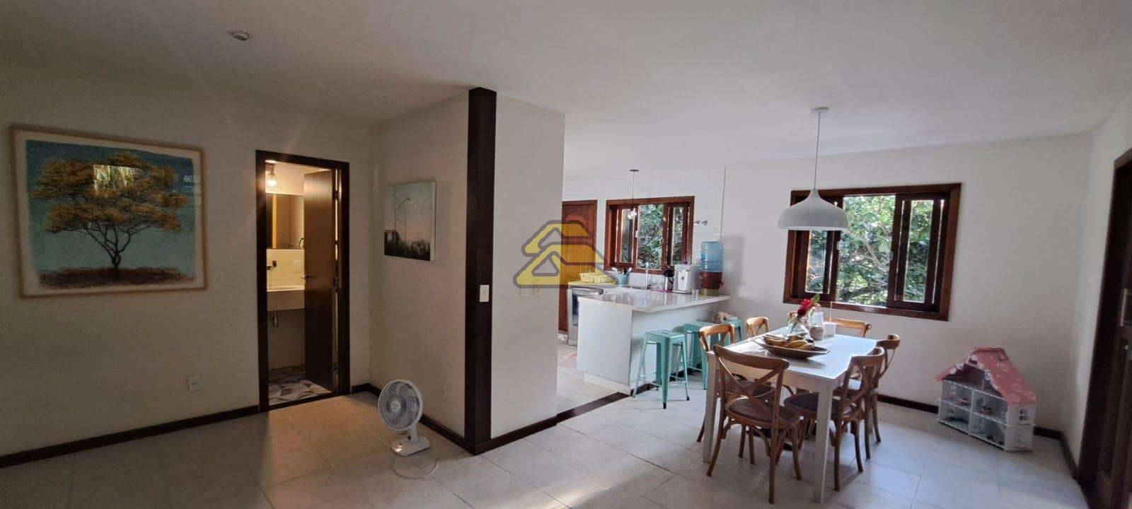 Casa à venda com 5 quartos, 224m² - Foto 29