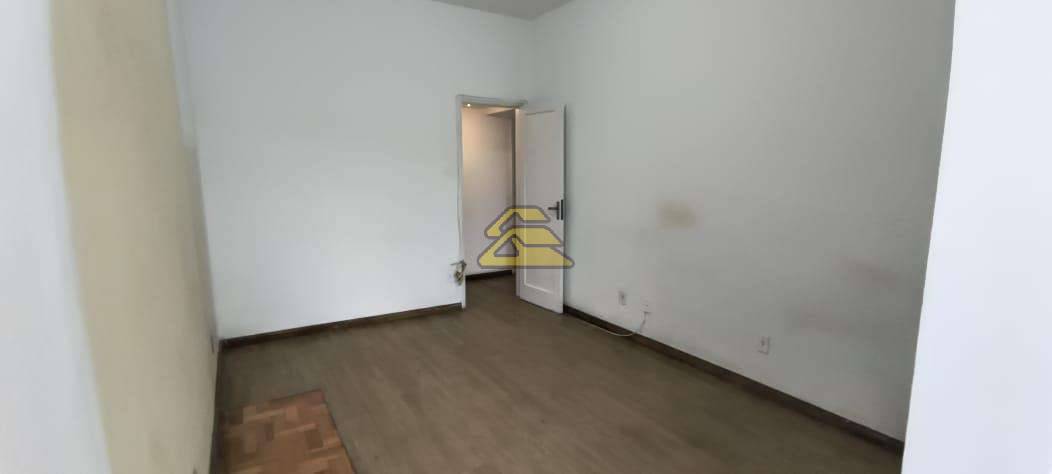 Apartamento à venda com 2 quartos, 77m² - Foto 14