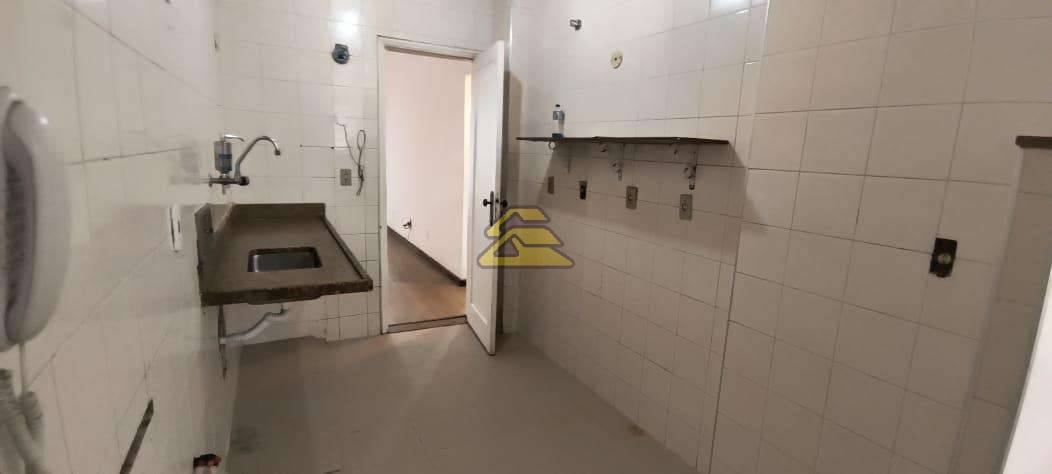 Apartamento à venda com 2 quartos, 77m² - Foto 24