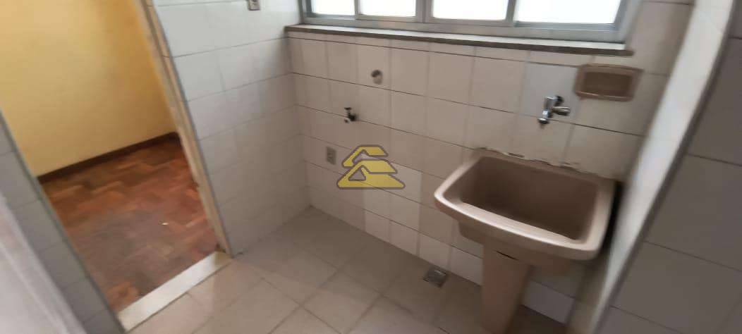 Apartamento à venda com 2 quartos, 77m² - Foto 27