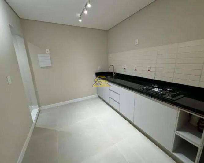 Apartamento à venda com 2 quartos, 70m² - Foto 8