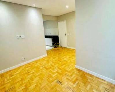 Apartamento à venda com 2 quartos, 70m² - Foto 5