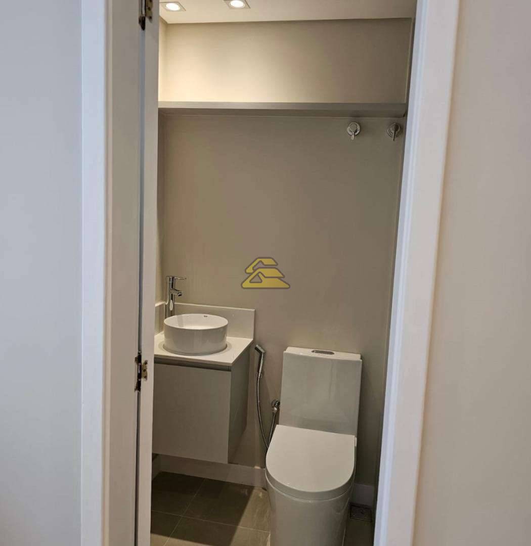 Apartamento à venda com 2 quartos, 70m² - Foto 17