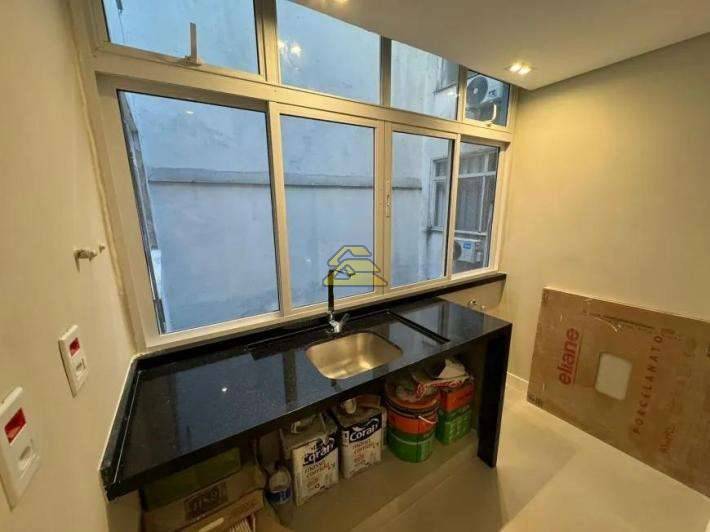 Apartamento à venda com 2 quartos, 70m² - Foto 19