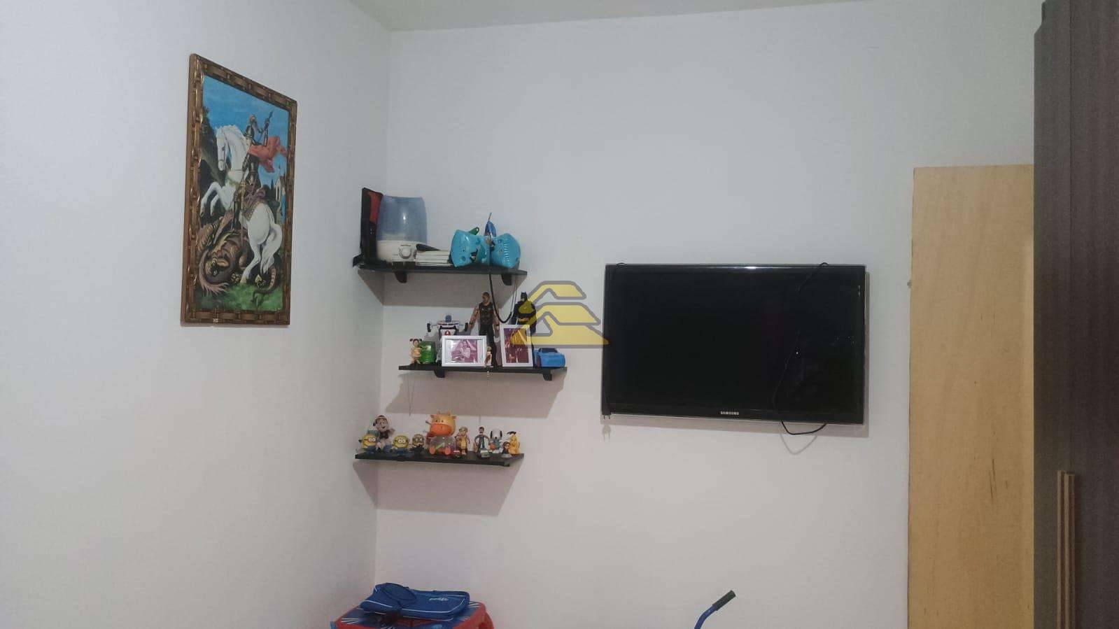 Apartamento à venda com 2 quartos, 64m² - Foto 3