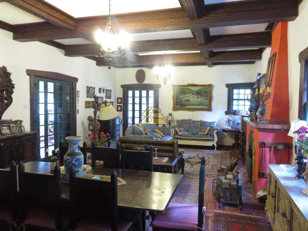 Fazenda à venda com 5 quartos, 188m² - Foto 9