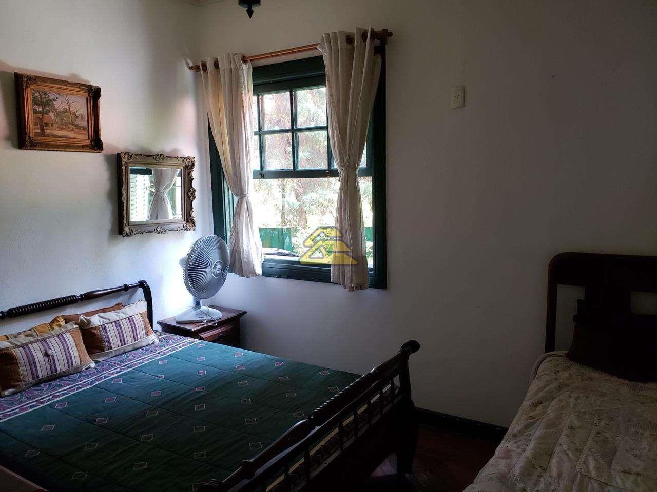 Fazenda à venda com 5 quartos, 188m² - Foto 12