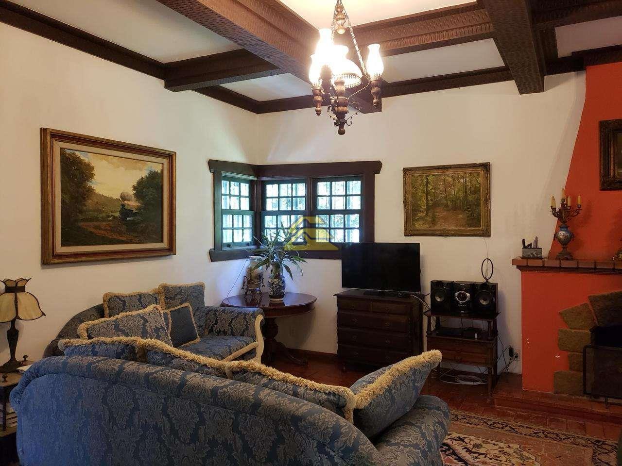 Fazenda à venda com 5 quartos, 188m² - Foto 3