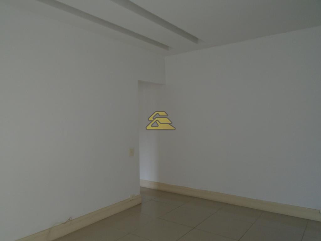 Apartamento para alugar com 2 quartos, 70m² - Foto 3