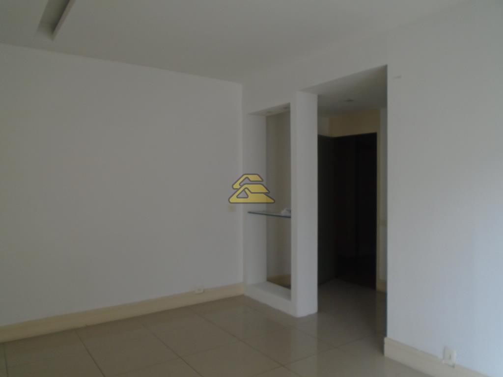 Apartamento para alugar com 2 quartos, 70m² - Foto 4