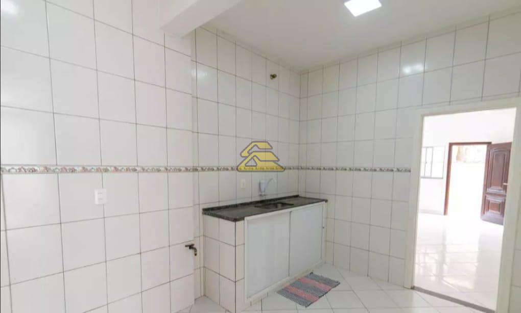 Casa à venda com 2 quartos, 55m² - Foto 19