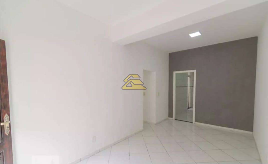 Casa à venda com 2 quartos, 55m² - Foto 23