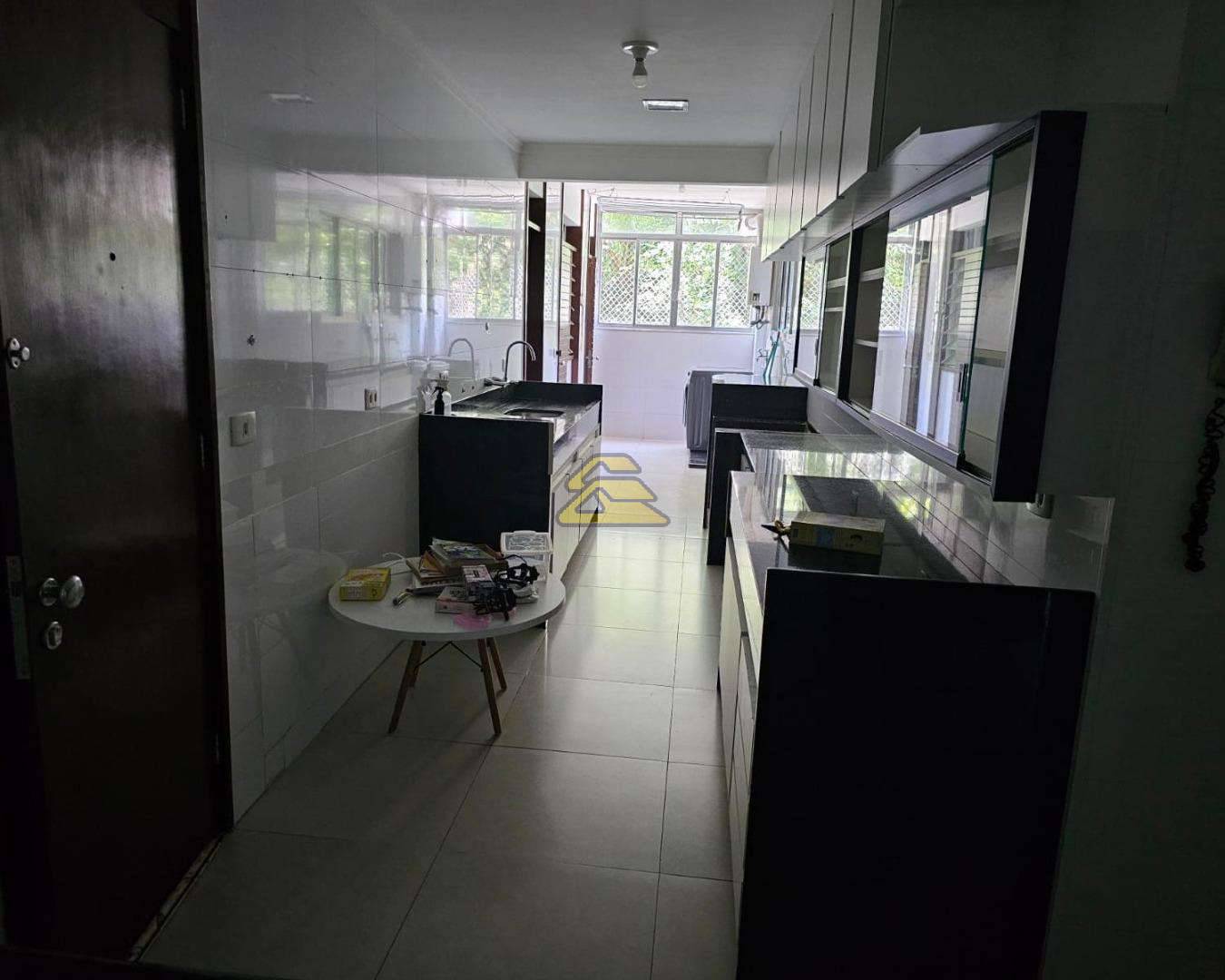 Apartamento à venda com 3 quartos, 160m² - Foto 19