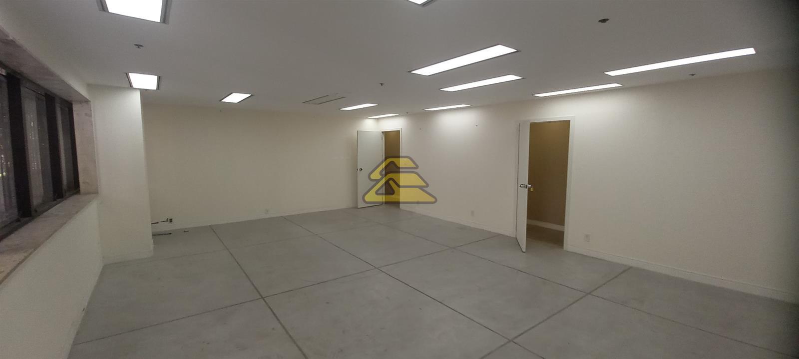 Conjunto Comercial-Sala à venda, 296m² - Foto 2