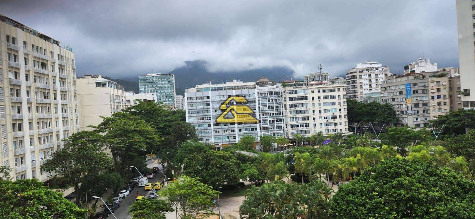 Cobertura à venda com 3 quartos, 247m² - Foto 11