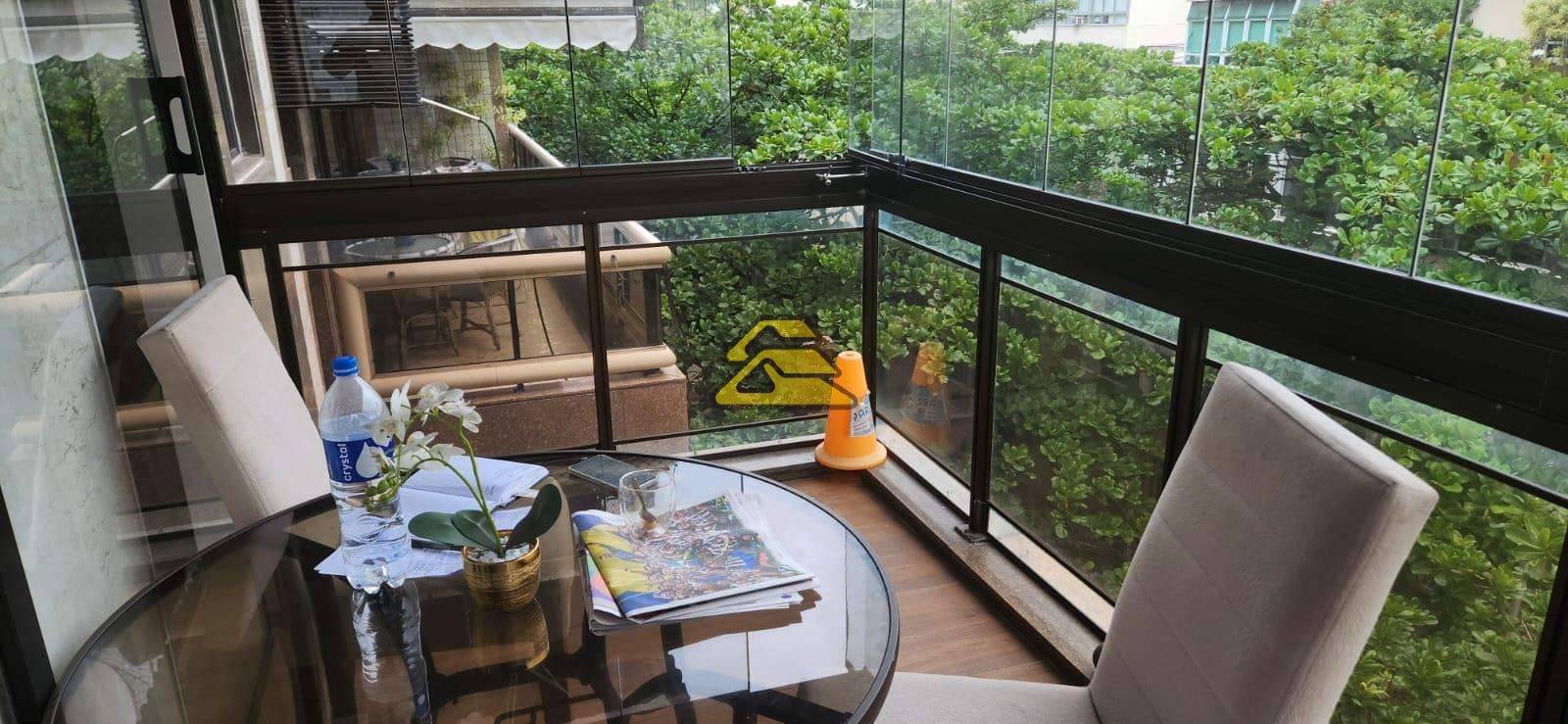 Cobertura à venda com 3 quartos, 247m² - Foto 9
