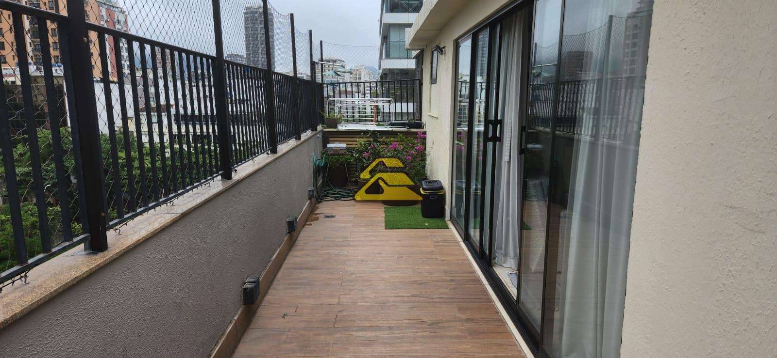 Cobertura à venda com 3 quartos, 247m² - Foto 29