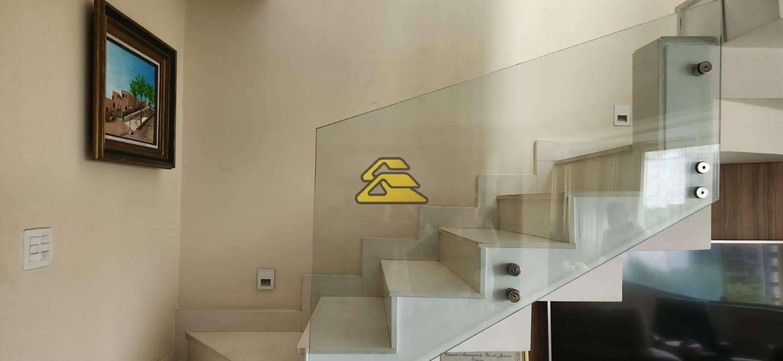 Cobertura à venda com 3 quartos, 247m² - Foto 4