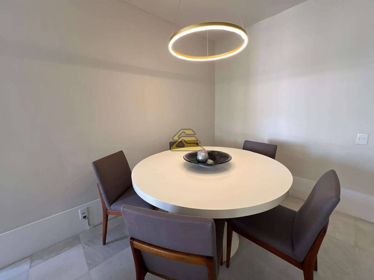 Apartamento à venda com 3 quartos, 130m² - Foto 7