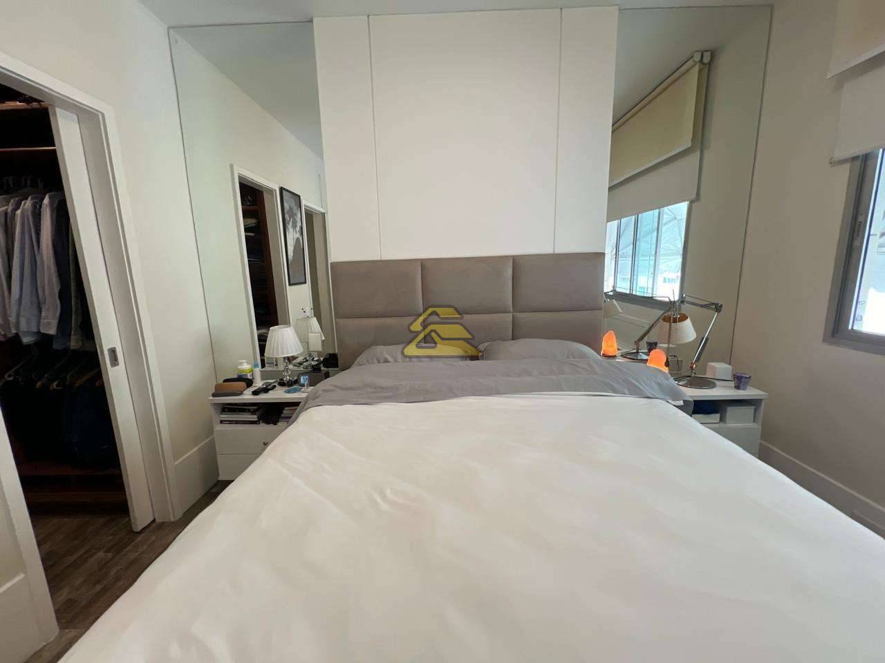 Apartamento à venda com 3 quartos, 130m² - Foto 10