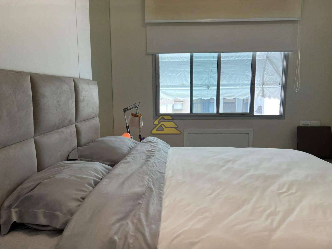Apartamento à venda com 3 quartos, 130m² - Foto 12