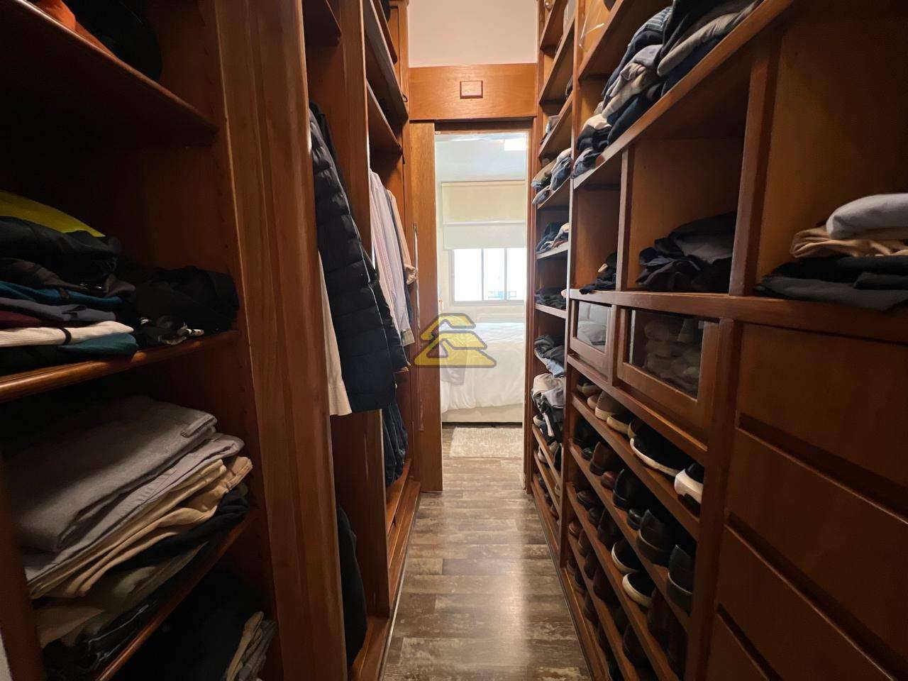 Apartamento à venda com 3 quartos, 130m² - Foto 17