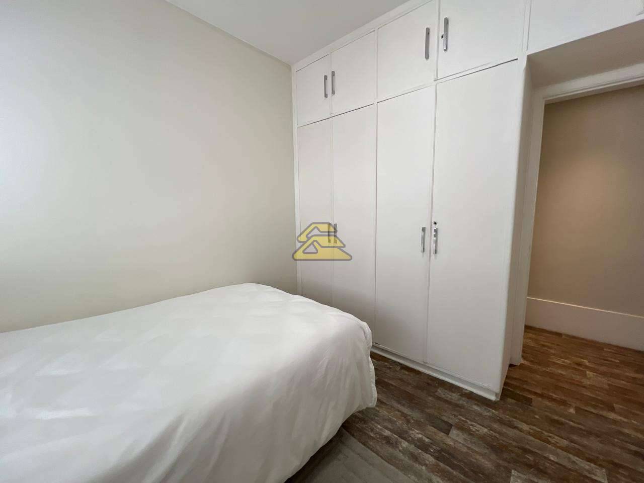 Apartamento à venda com 3 quartos, 130m² - Foto 21