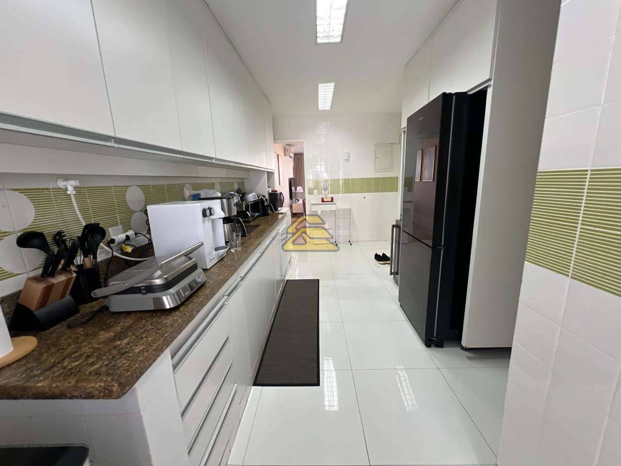 Apartamento à venda com 3 quartos, 130m² - Foto 24