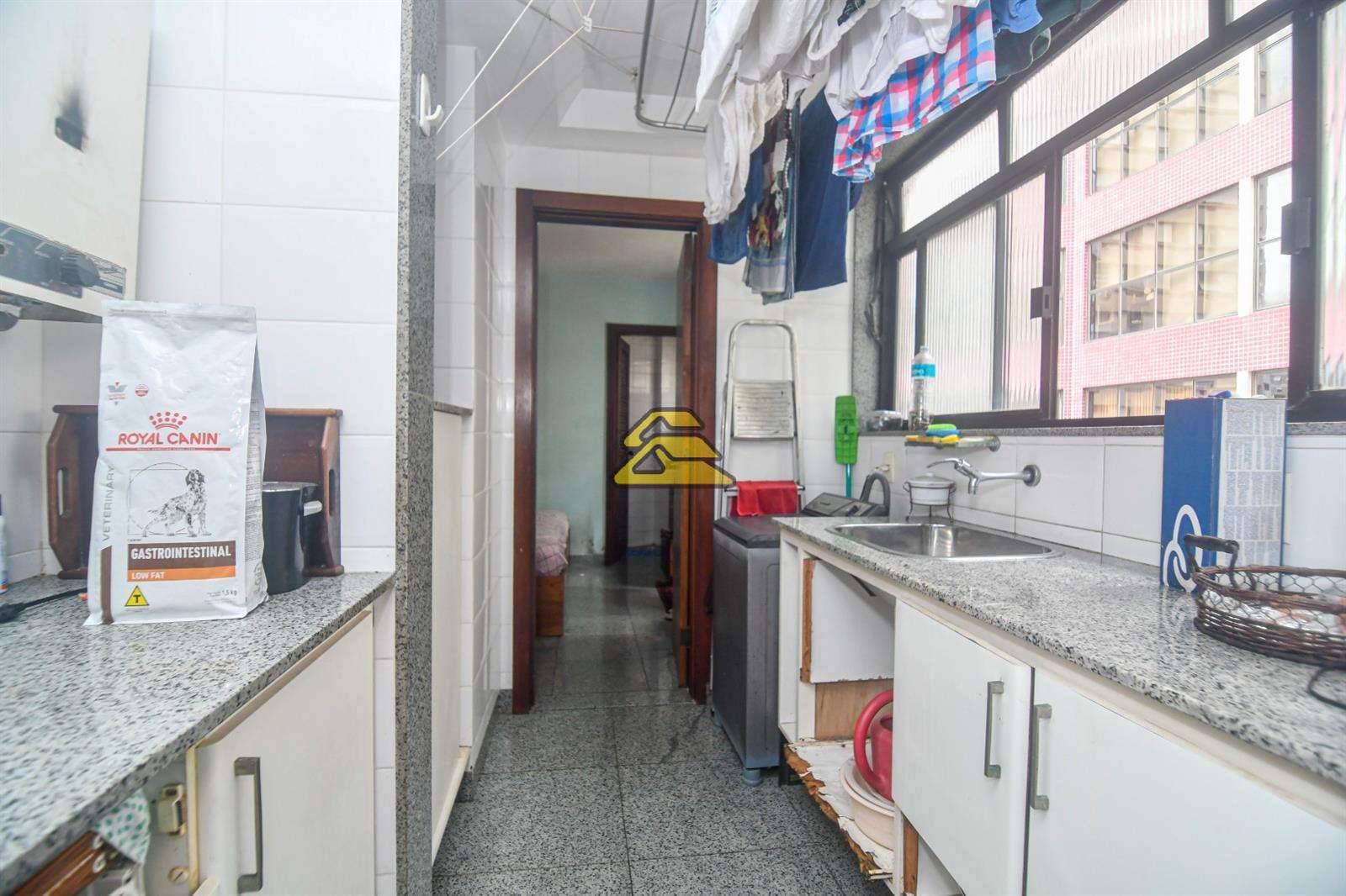 Apartamento à venda com 3 quartos, 151m² - Foto 18