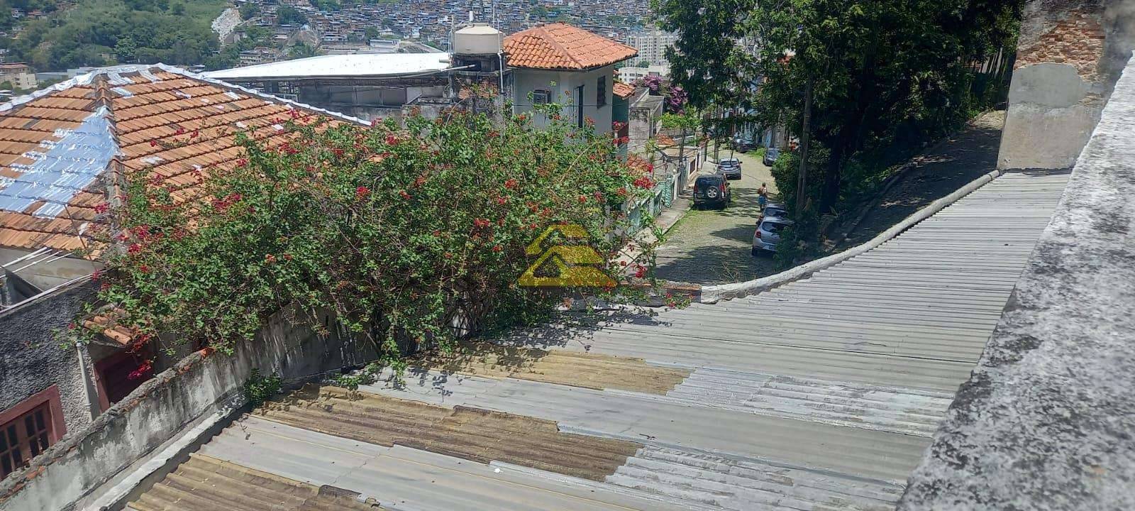 Casa à venda com 2 quartos, 61m² - Foto 33